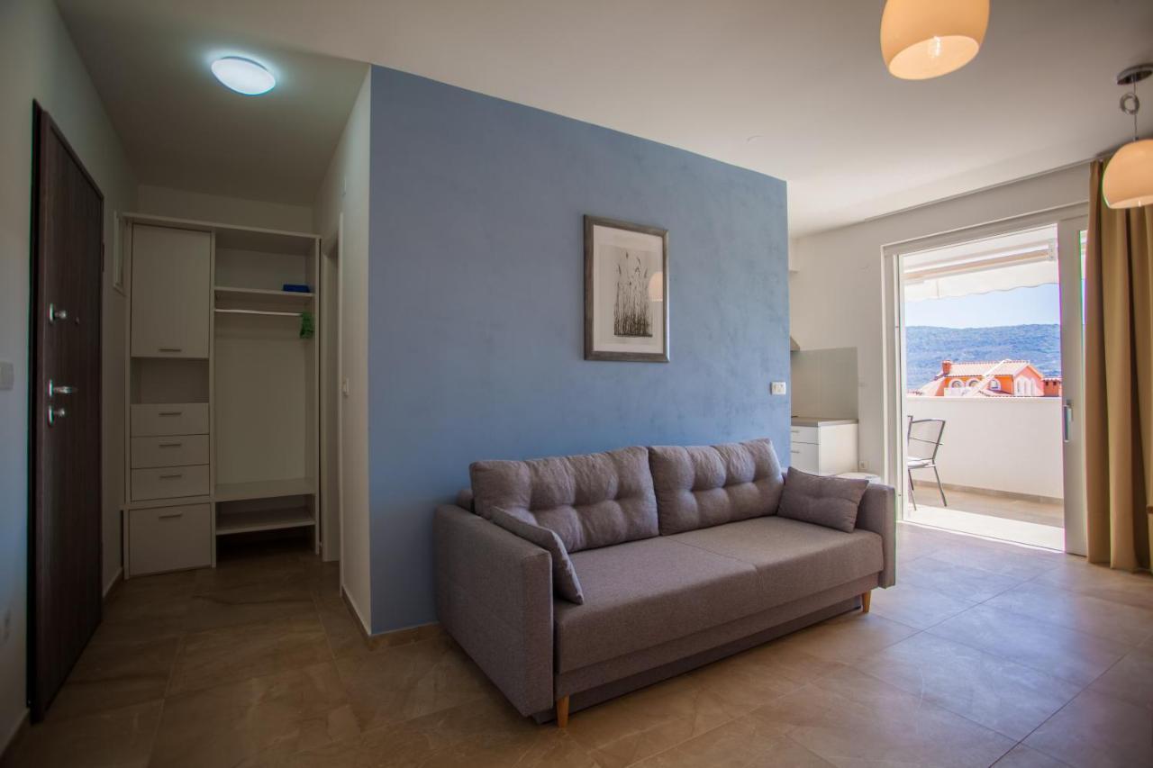 Apartament Apartman Pinja Cres Zewnętrze zdjęcie